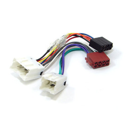 Radio Harnesses / Adapters 